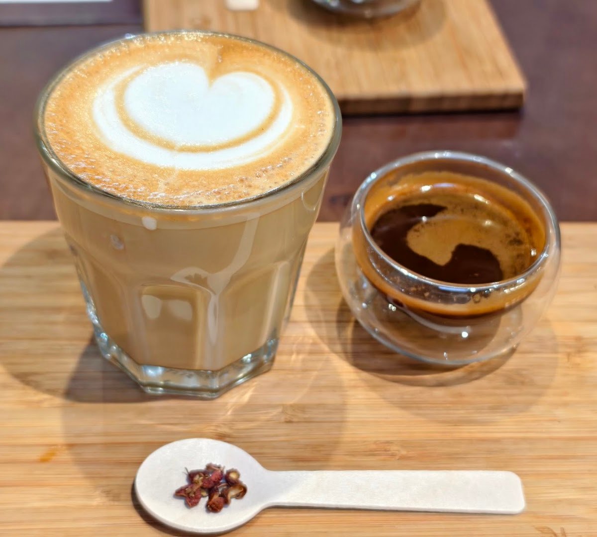 生態綠咖啡 OKO cafe | Fairtrade Coffee & Taiwan Chocolate | 公平貿易咖啡 & 台灣巧克力 specialty coffee shop in Taipei - photo 3