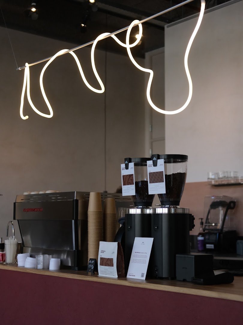 LYUBLU specialty coffee shop in Amsterdam - photo 8