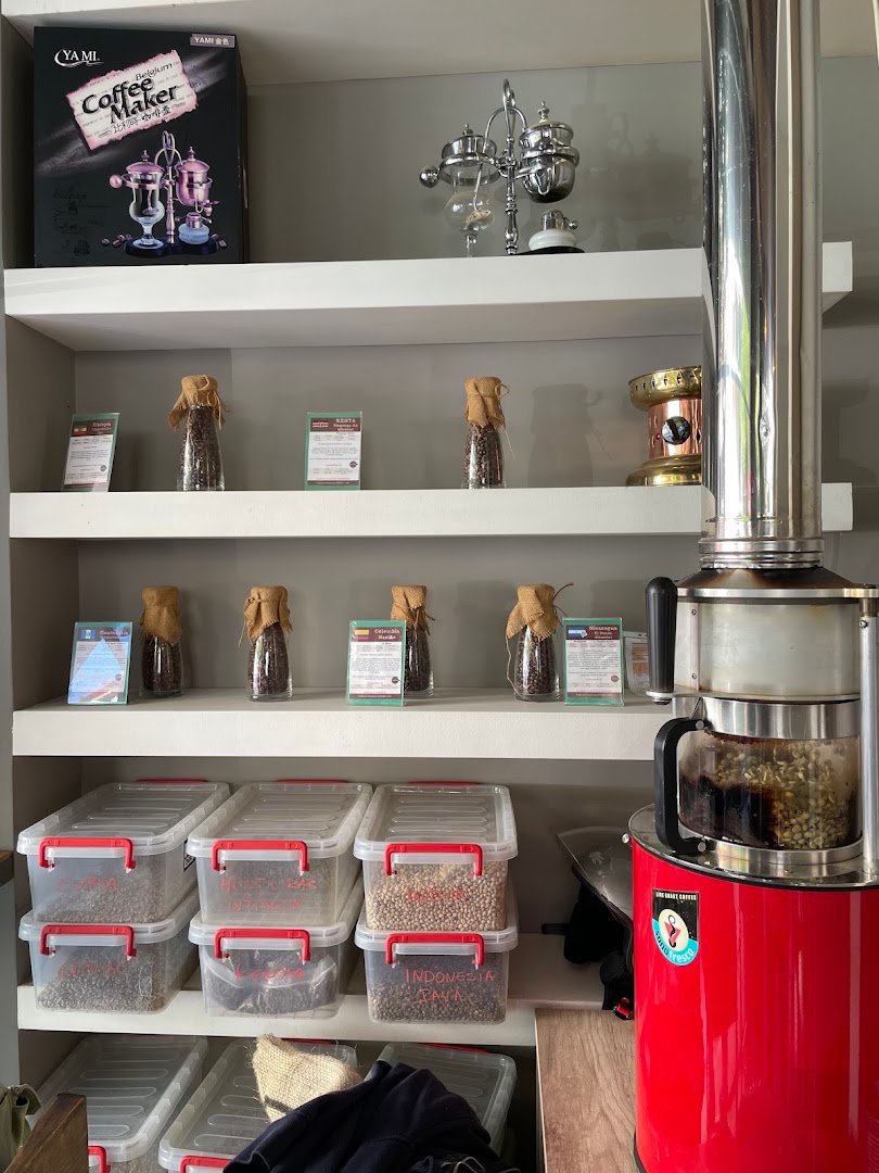 Interior of Coffee Dive, specialty coffee shop in Athens