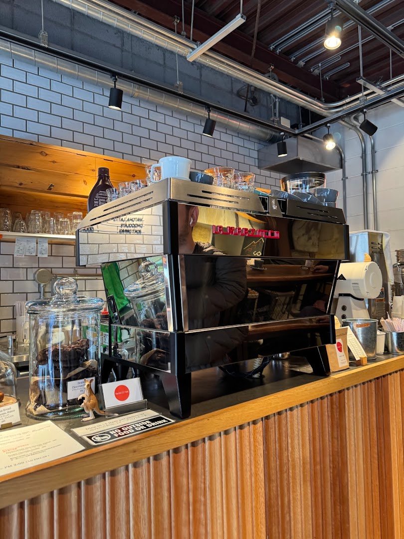 Vermillion - espresso bar & info. specialty coffee shop in Kyoto - photo 8