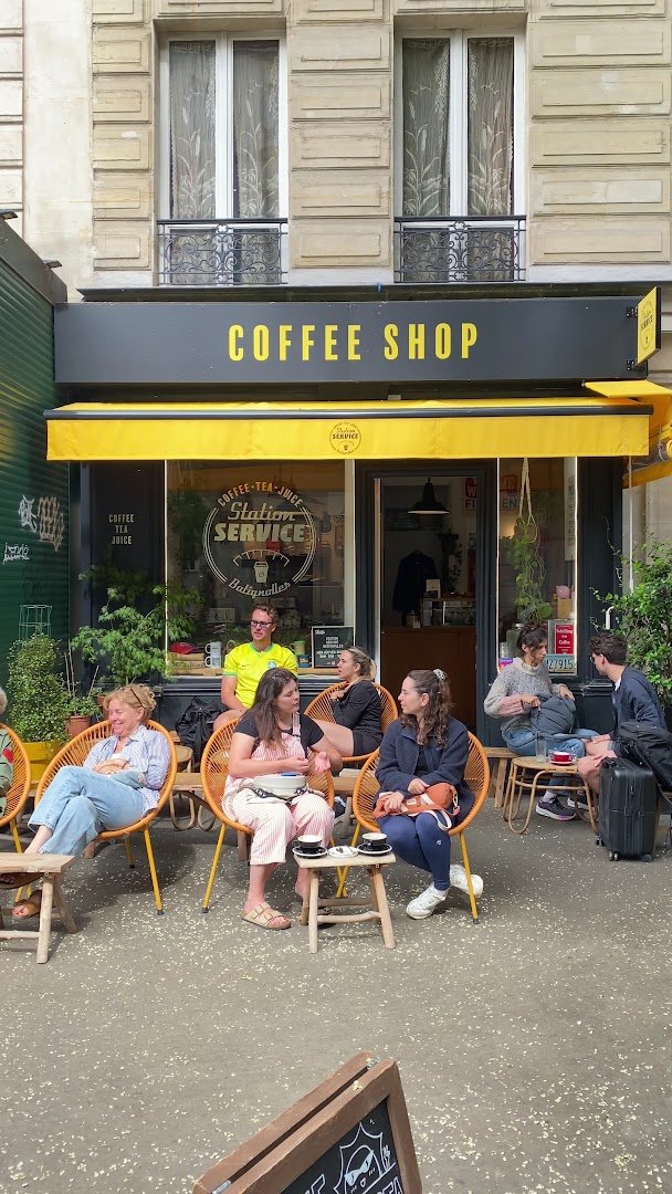 Station Service Batignolles specialty coffee shop in Paris - photo 10