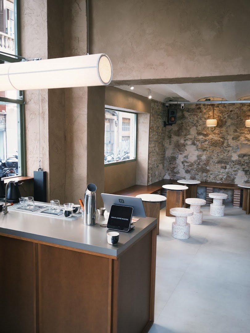 Amauta Coffee Bar: Travessera de Gràcia specialty coffee shop in Barcelona - photo 14