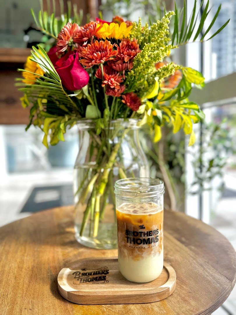 Coffee at The Brothers Thomas Bespoke Cafe, specialty coffee shop in Tampa-St. Petersburg