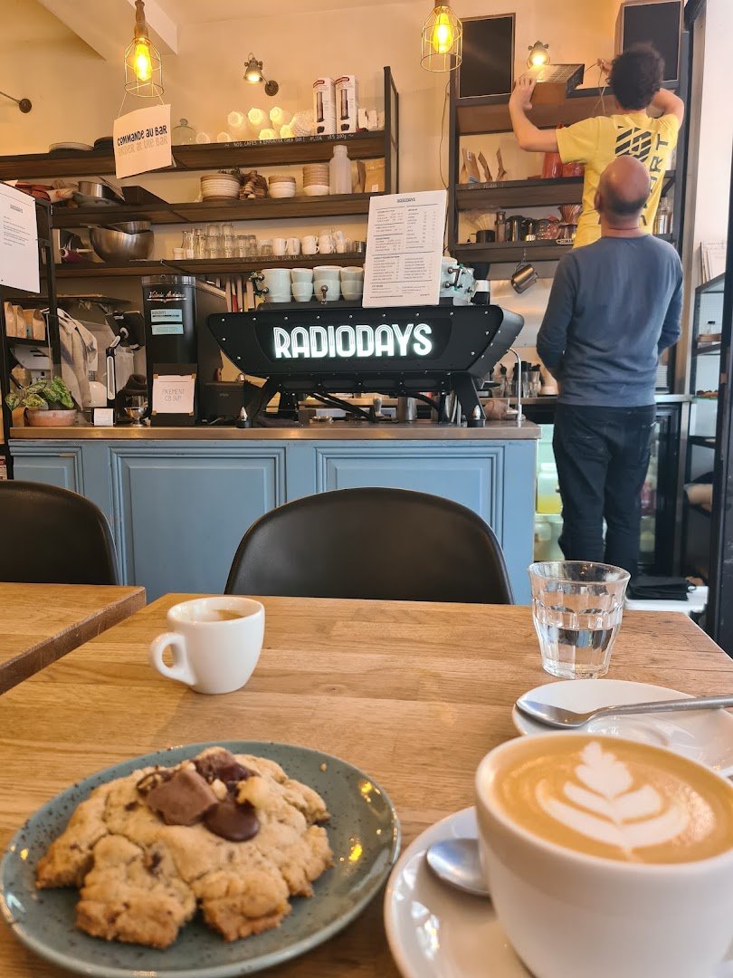 Radiodays specialty coffee shop in Paris - photo 2