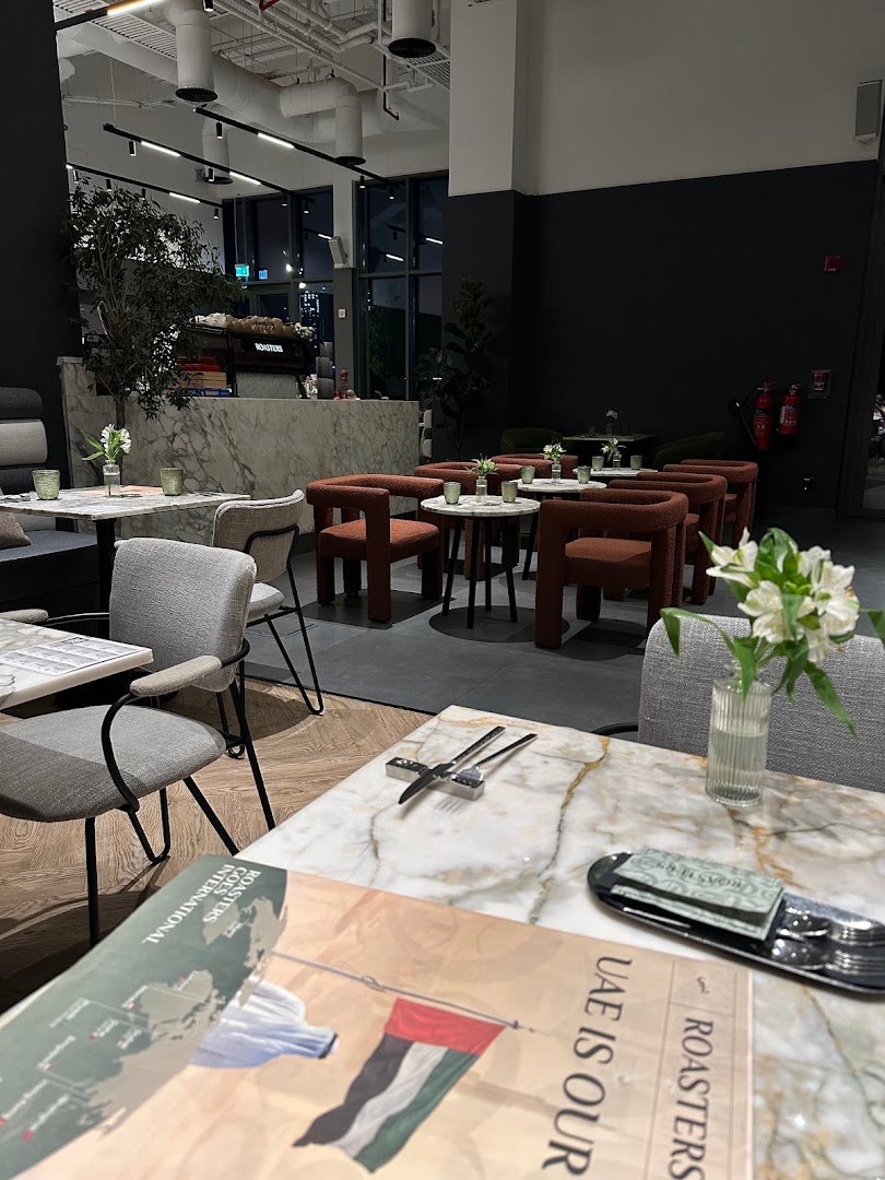 Roasters Specialty Coffee House Emaar Beachfront specialty coffee shop in Dubai - photo 8