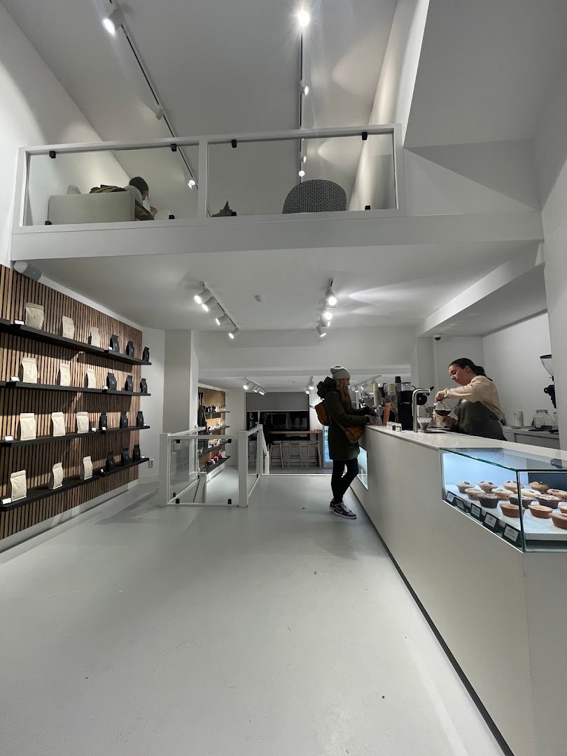 Cafecito specialty coffee shop in Amsterdam - photo 3