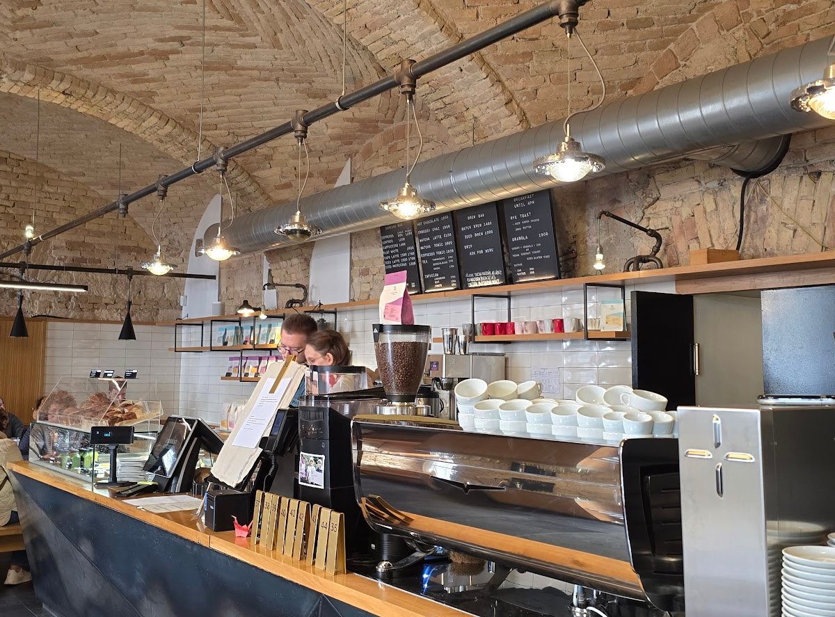 espresso embassy specialty coffee shop in Budapest - photo 3
