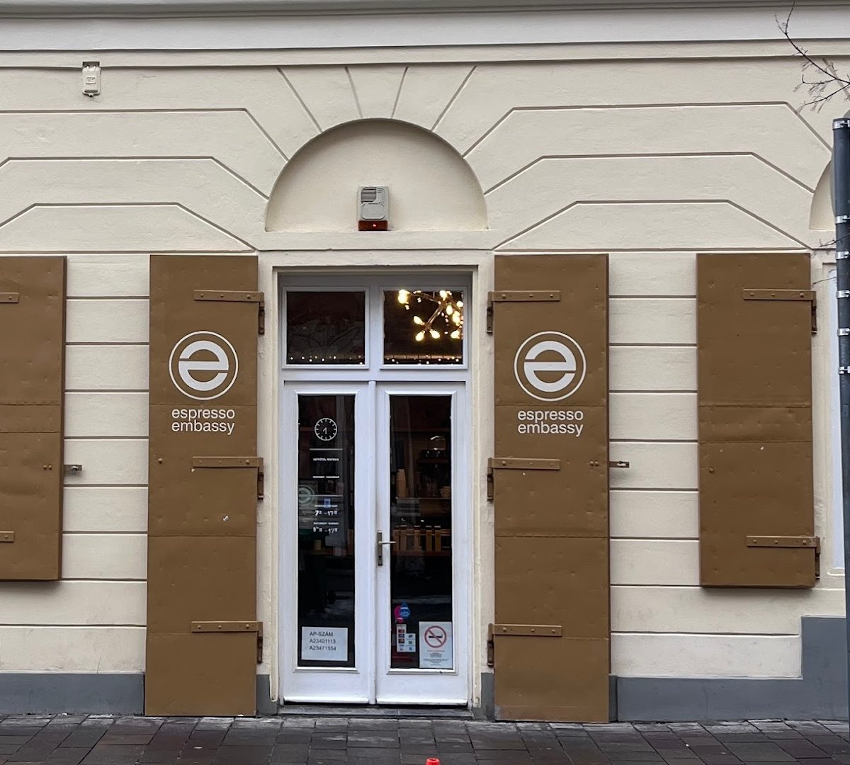 espresso embassy specialty coffee shop in Budapest - photo 5