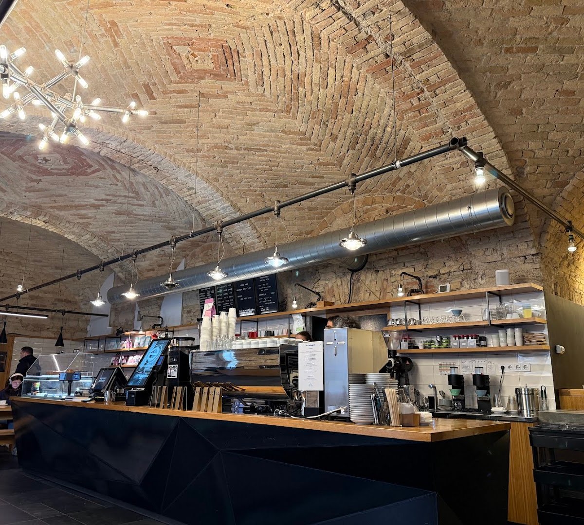 espresso embassy specialty coffee shop in Budapest - photo 6