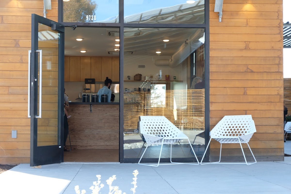 Houndstooth Coffee specialty coffee shop in Dallas - photo 2