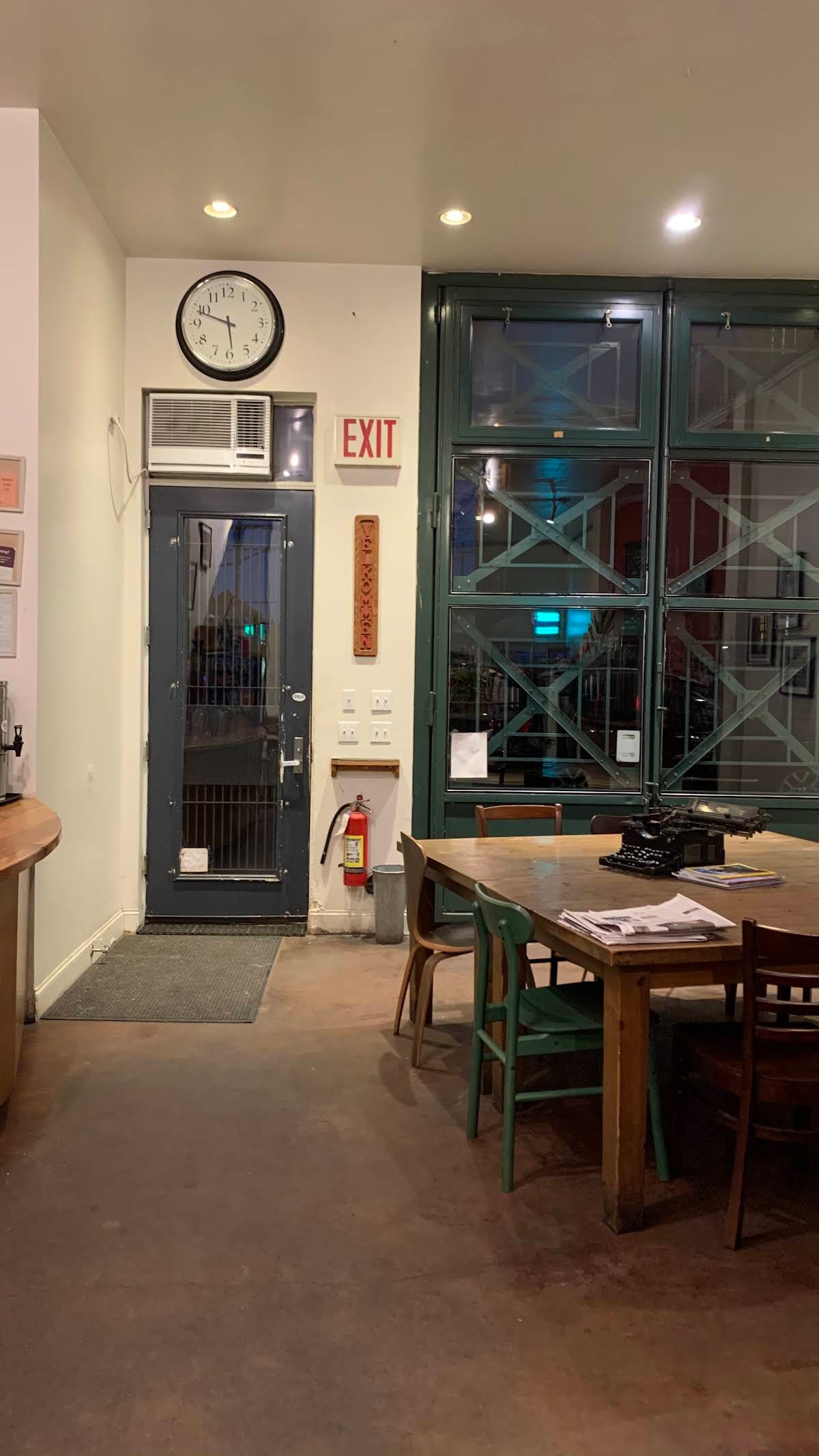 Oslo Coffee Roasters specialty coffee shop in New York - photo 14