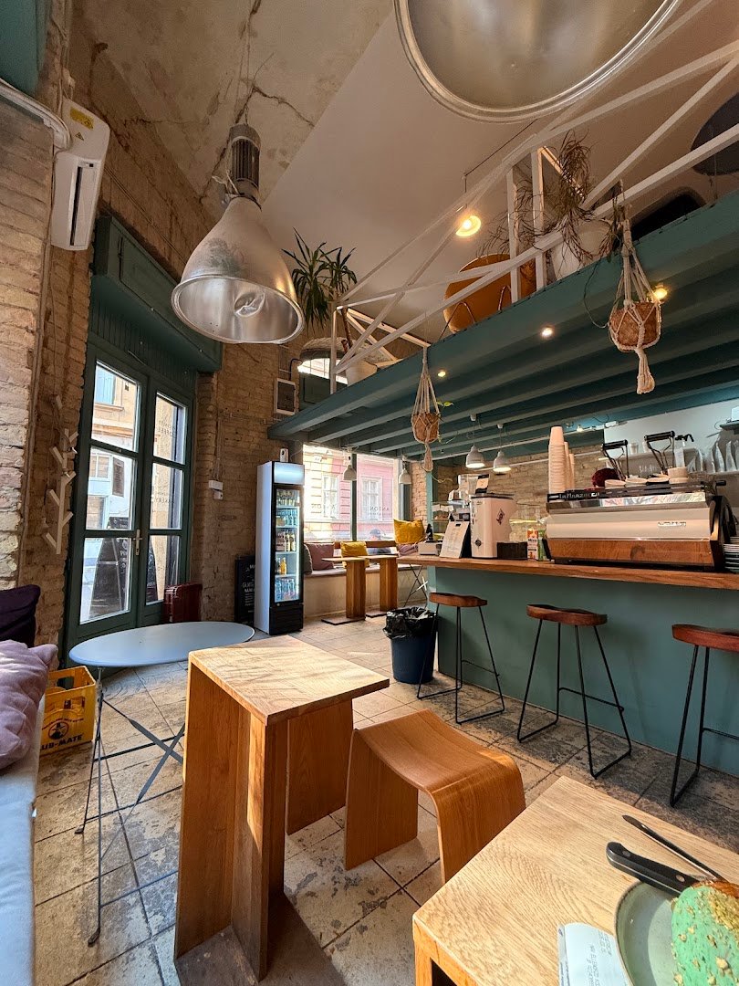 Anton specialty coffee shop in Budapest - photo 3