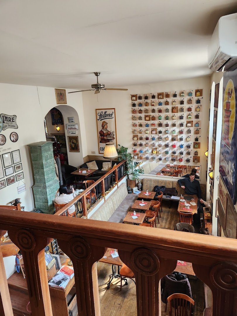 Csészényi Café and Coffee Bean Roaster specialty coffee shop in Budapest - photo 3