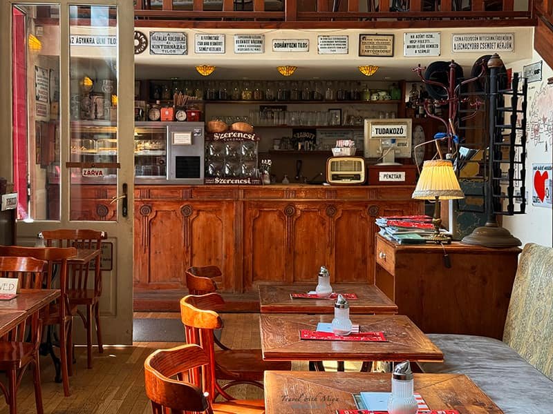 Csészényi Café and Coffee Bean Roaster specialty coffee shop in Budapest - photo 8