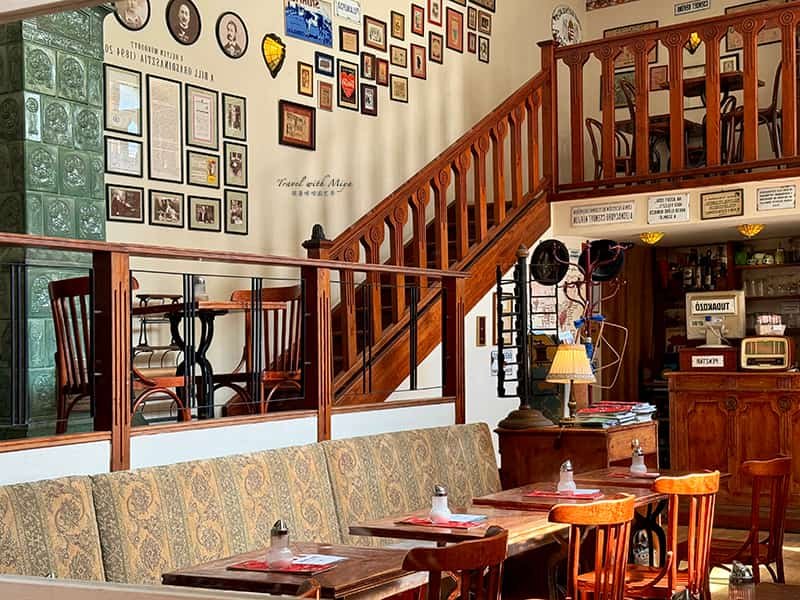 Csészényi Café and Coffee Bean Roaster specialty coffee shop in Budapest - photo 10