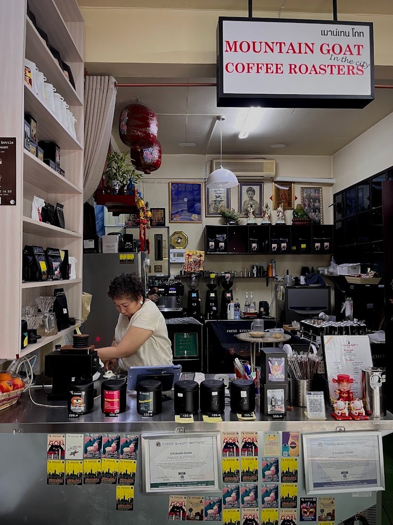Mountain Goat Coffee Roasters specialty coffee shop in Bangkok - photo 6