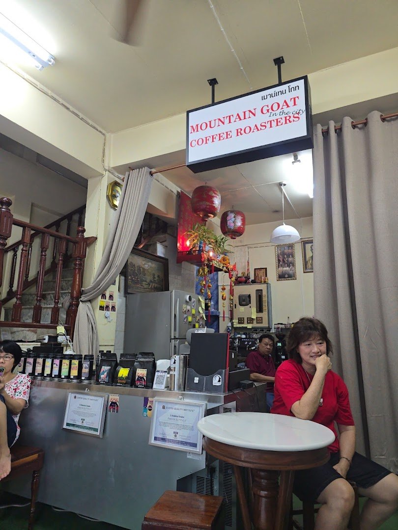 Mountain Goat Coffee Roasters specialty coffee shop in Bangkok - photo 10