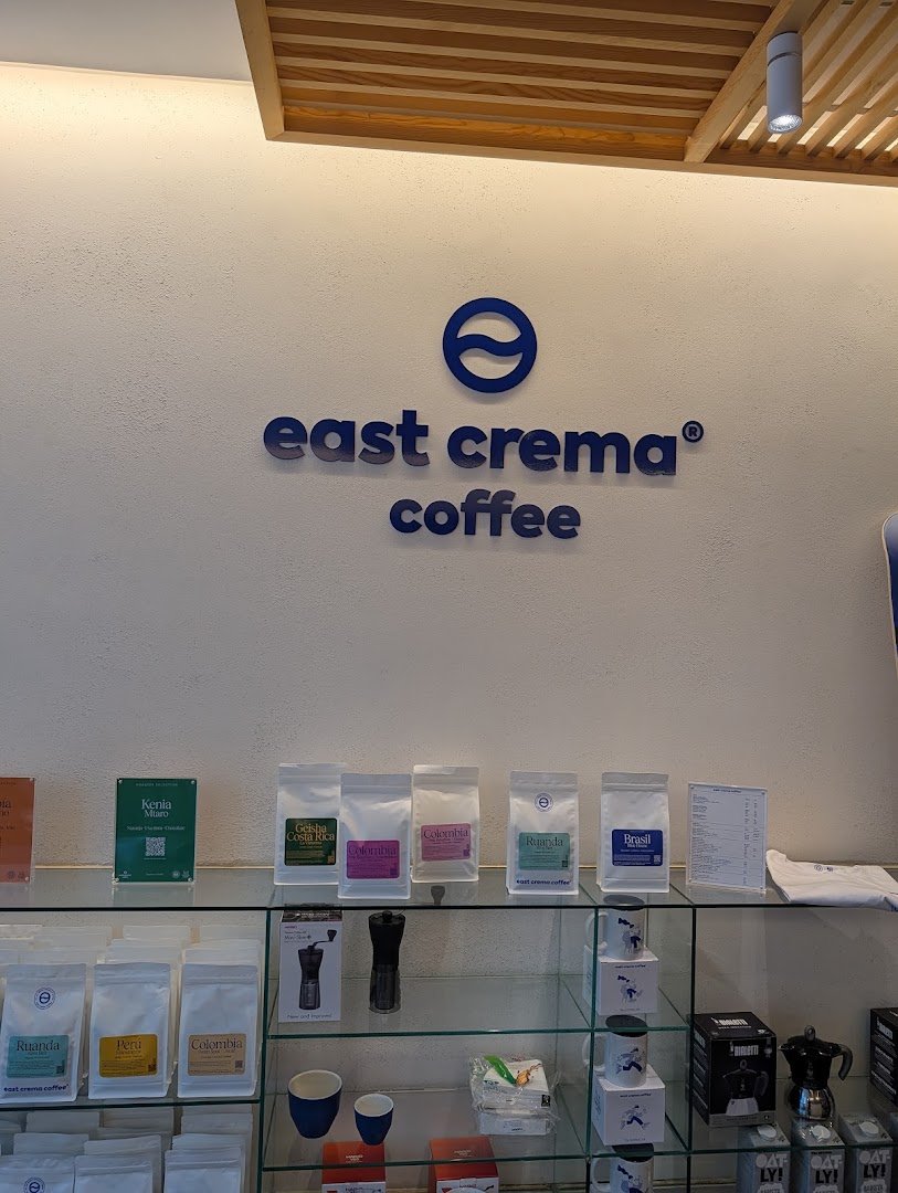 East Crema Coffee Almirante (Specialty Coffee Madrid) specialty coffee shop in Madrid - photo 9