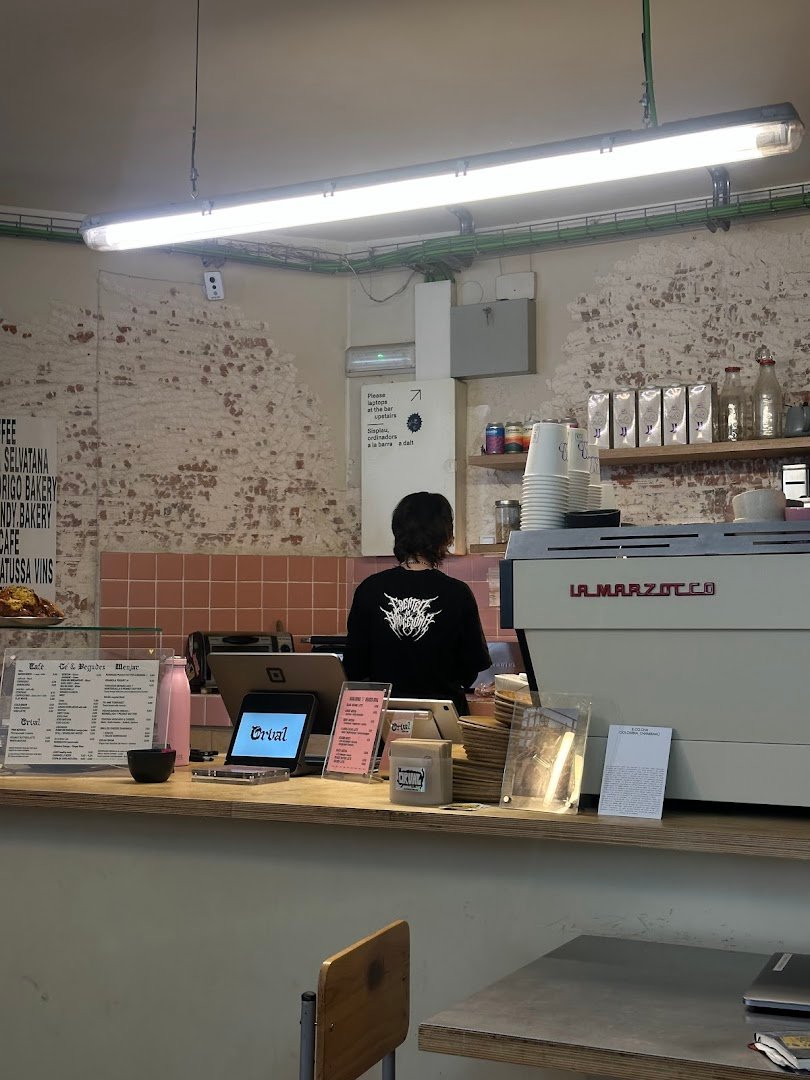 Orval Studio specialty coffee shop in Barcelona - photo 9