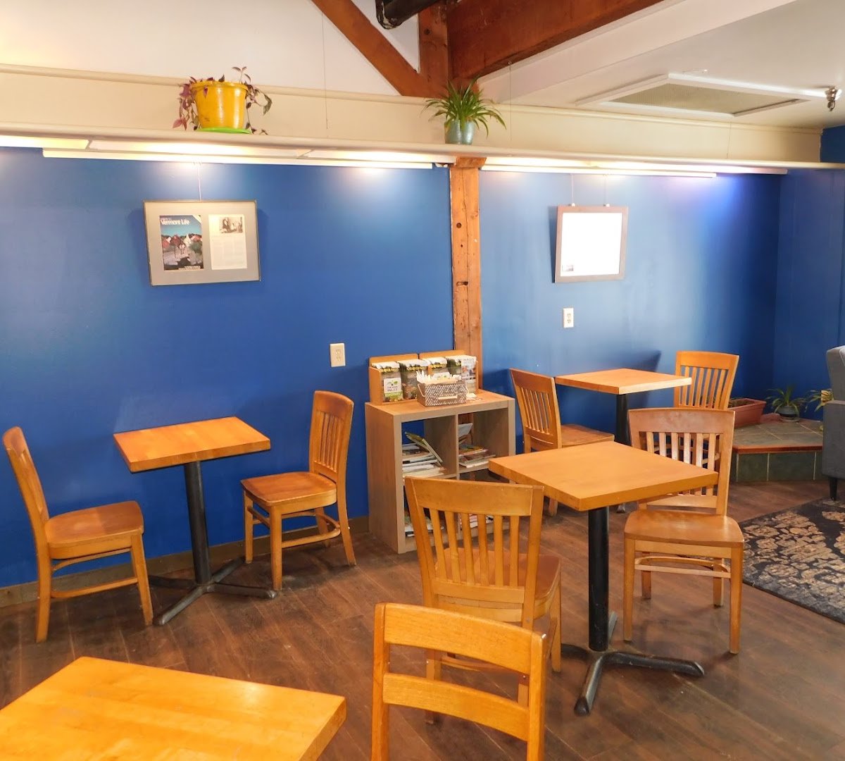 Three Mountain Cafe specialty coffee shop in Montpelier-Barre - photo 4