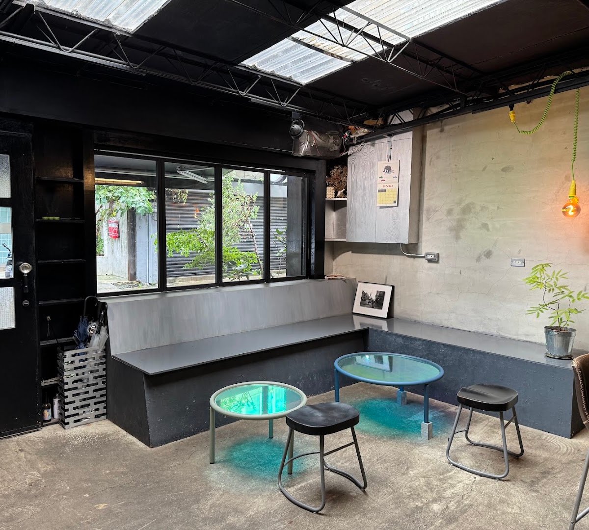 looproom specialty coffee shop in Taipei - photo 3