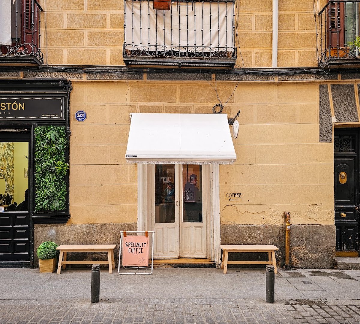 FELIZ COFFEE TO GO specialty coffee shop in Madrid - photo 3