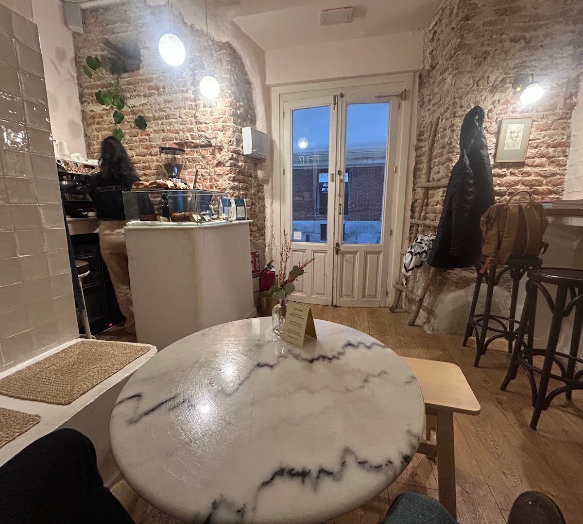 FELIZ COFFEE TO GO specialty coffee shop in Madrid - photo 8