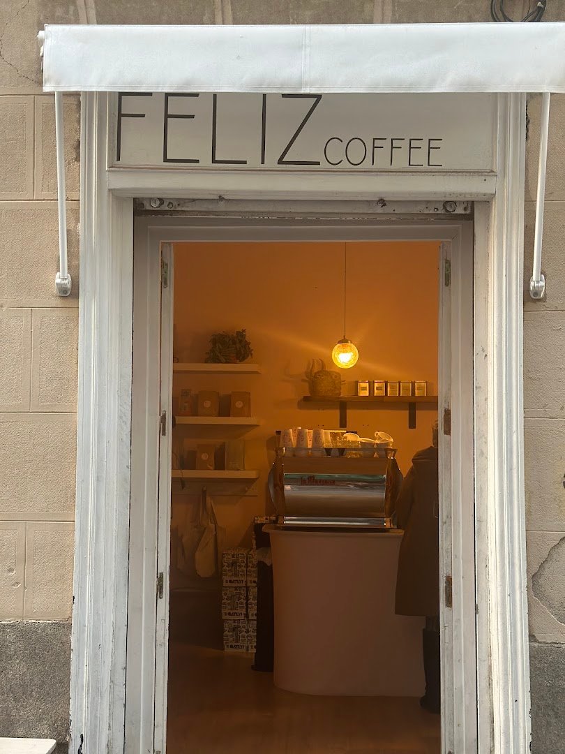 FELIZ COFFEE TO GO specialty coffee shop in Madrid - photo 9