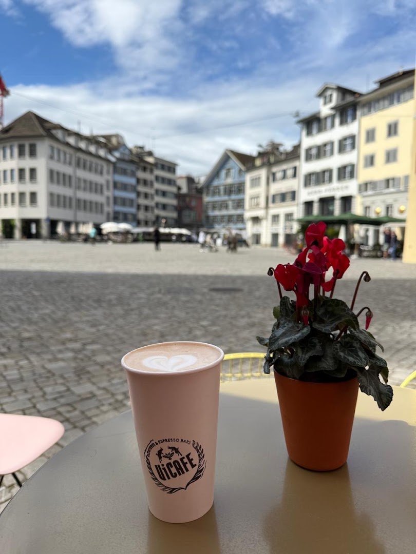 Coffee at ViCAFE Münsterhof, specialty coffee shop in Zurich
