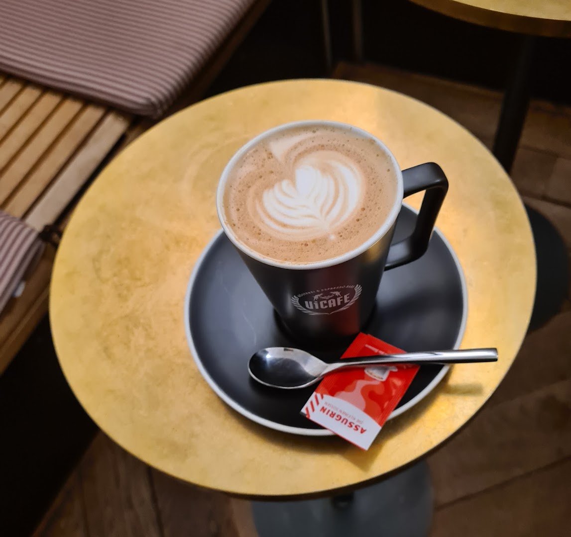 Coffee at ViCAFE Münsterhof, specialty coffee shop in Zurich