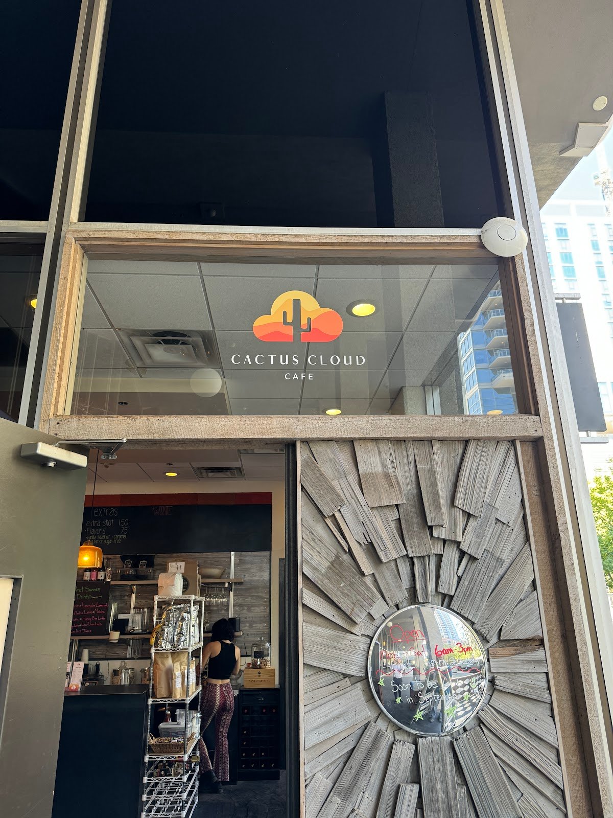 Cactus Cloud Cafe specialty coffee shop in Phoenix - photo 2