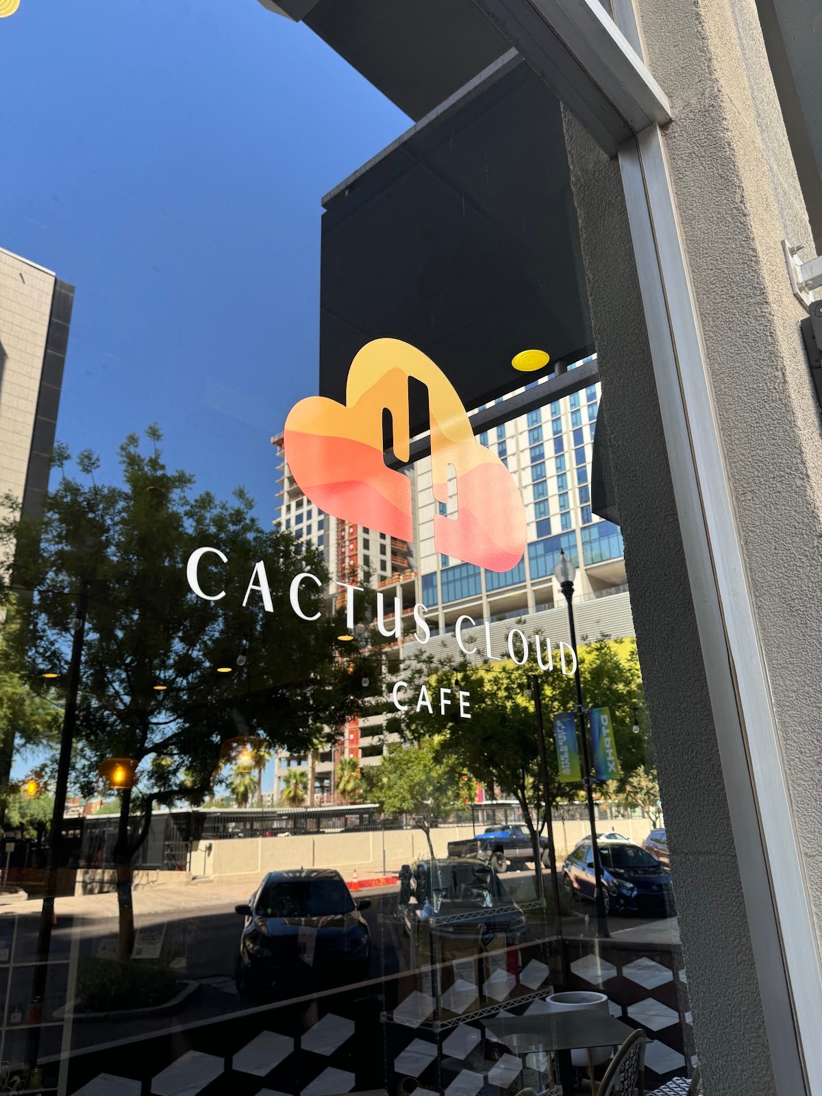 Cactus Cloud Cafe specialty coffee shop in Phoenix - photo 3