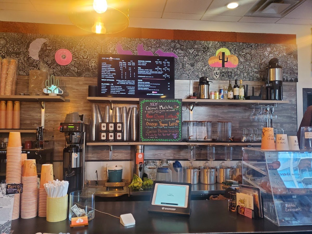 Cactus Cloud Cafe specialty coffee shop in Phoenix - photo 5