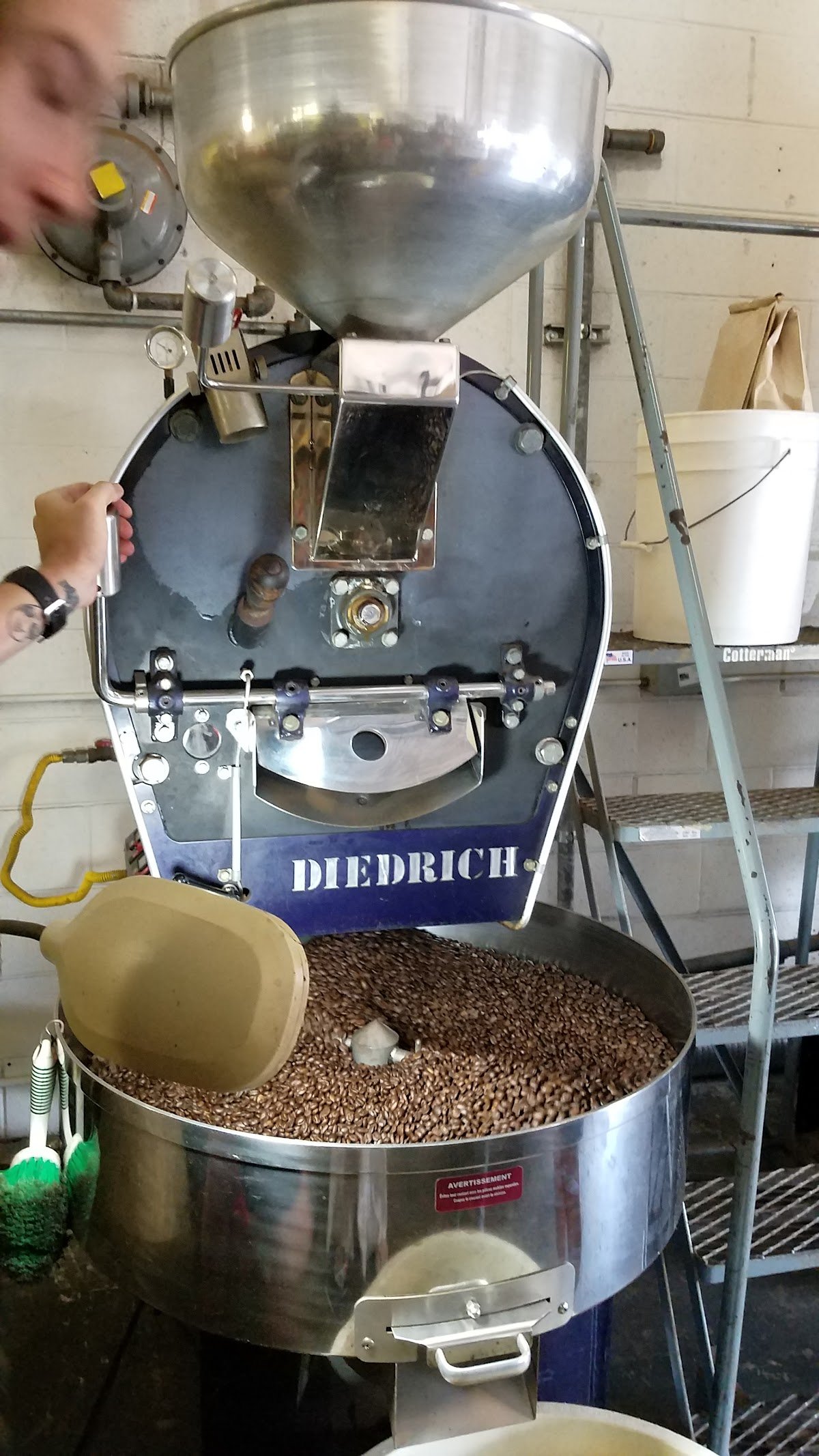 Koko Crater Coffee Roasters specialty coffee shop in Honolulu - photo 3