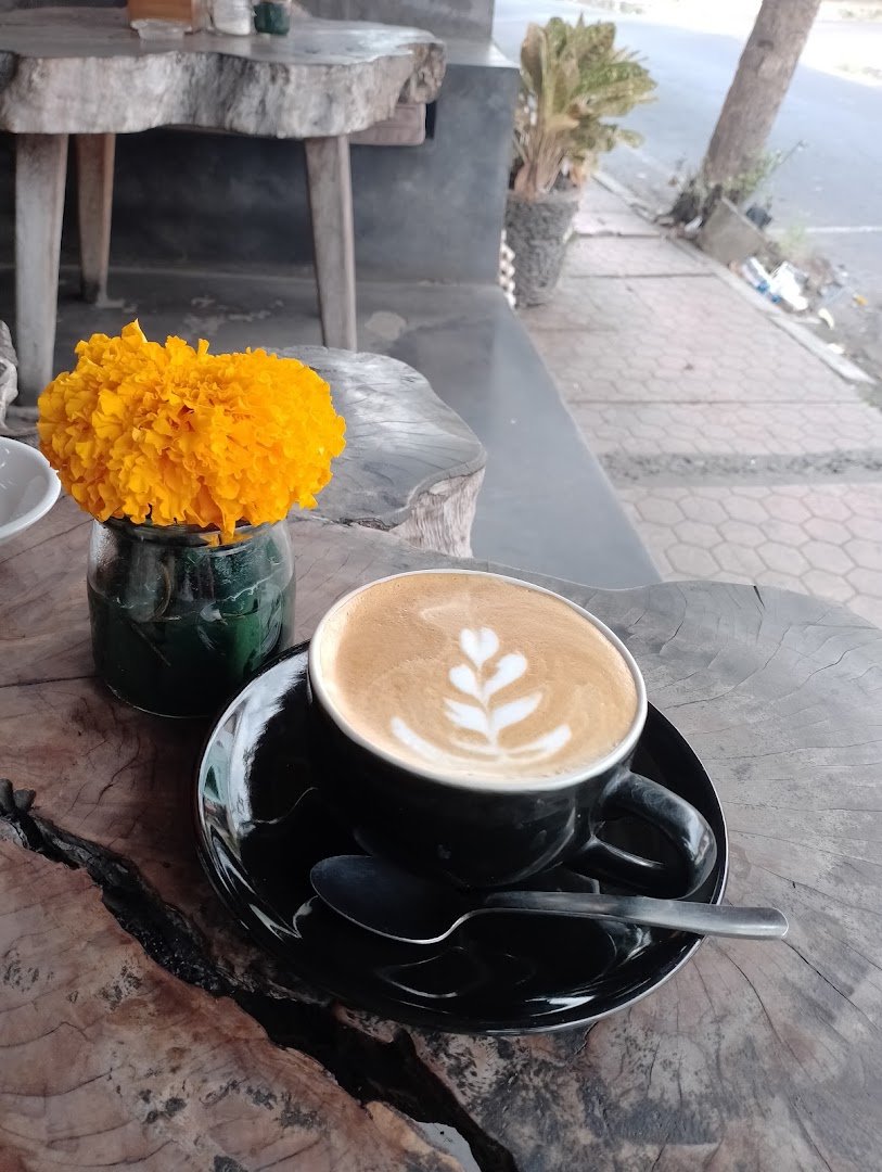 F.R.E.A.K Coffee specialty coffee shop in Bali - photo 5