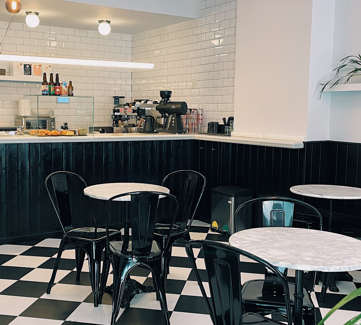 UNFLTRD Coffee specialty coffee shop in Madrid - photo 2