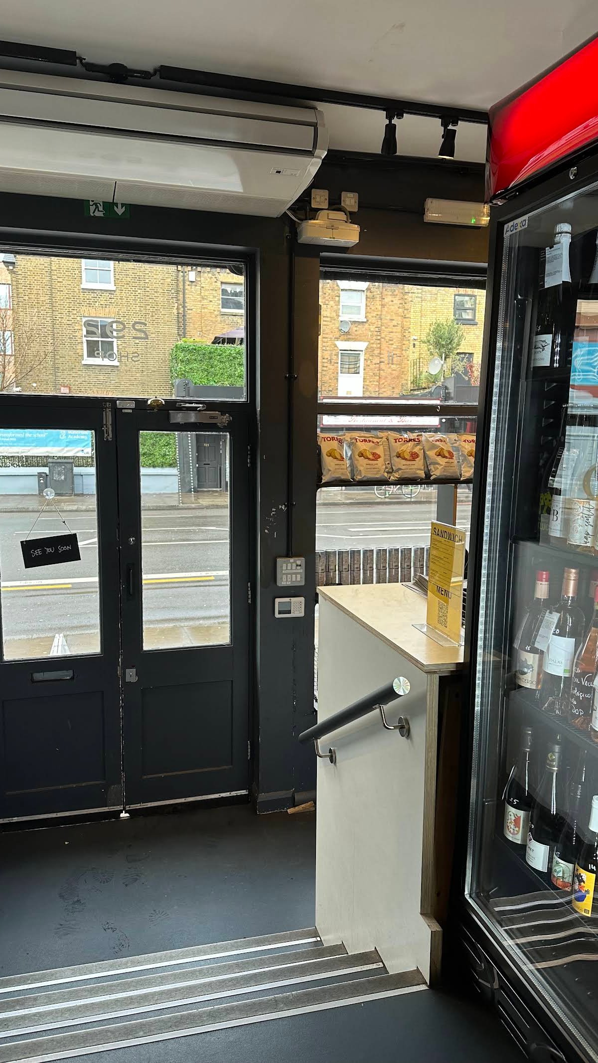 SHED Kingsland Coffee Shop & Deli specialty coffee shop in London - photo 7