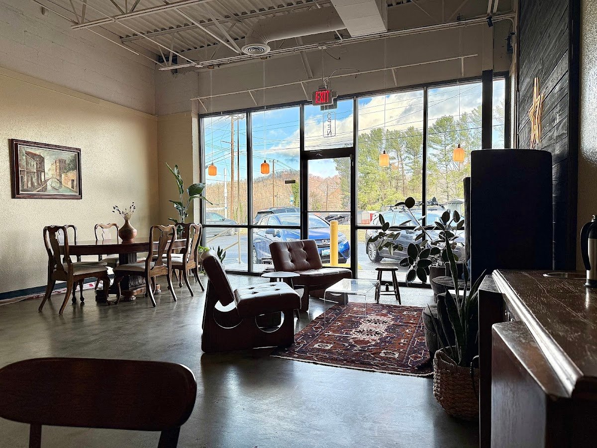 Dripolator East Asheville specialty coffee shop in Asheville - photo 5