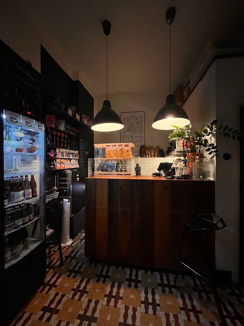 Interior of Moko, specialty coffee shop in Warsaw