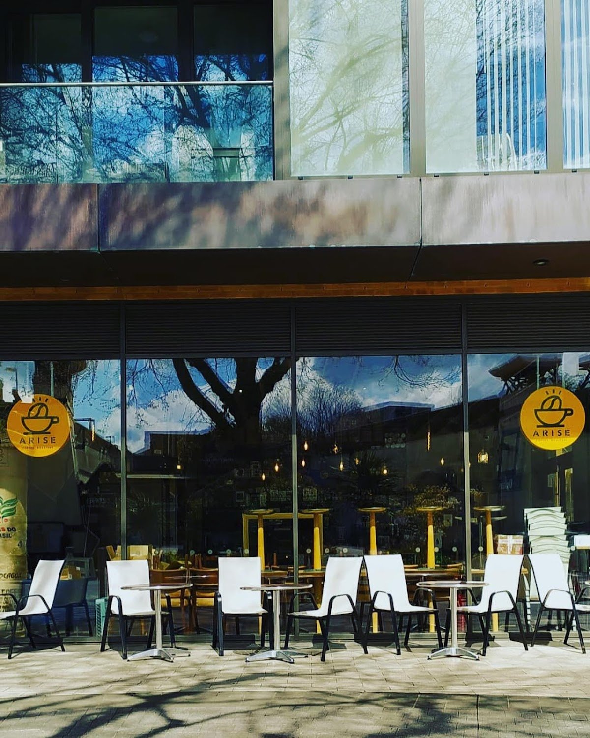 Arise Coffee Roasters specialty coffee shop in London - photo 2