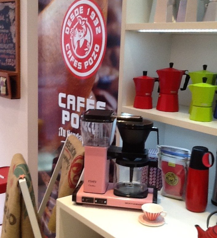 Cafés Pozo specialty coffee shop in Madrid - photo 10