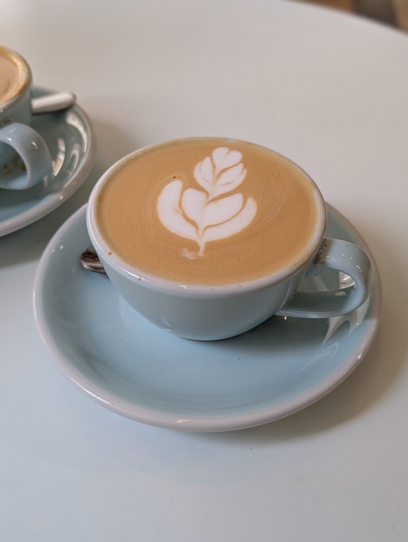 Colonna & Small's specialty coffee shop in London - photo 3