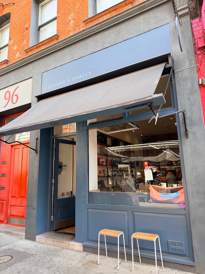 Colonna & Small's specialty coffee shop in London - photo 4