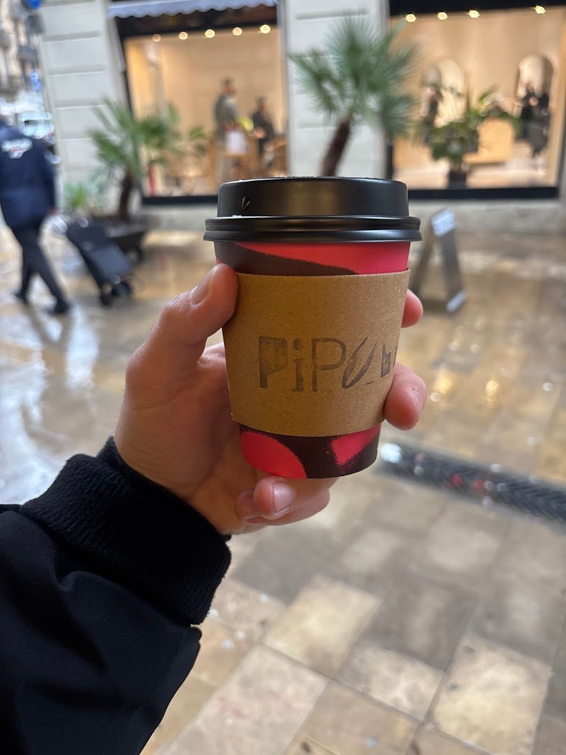 Pipol Coffee specialty coffee shop in Barcelona - photo 5