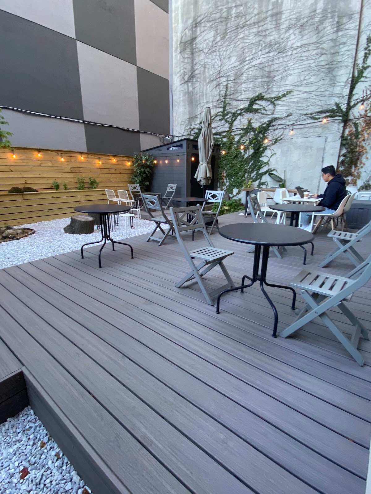 PHiL cafe specialty coffee shop in New York - photo 5