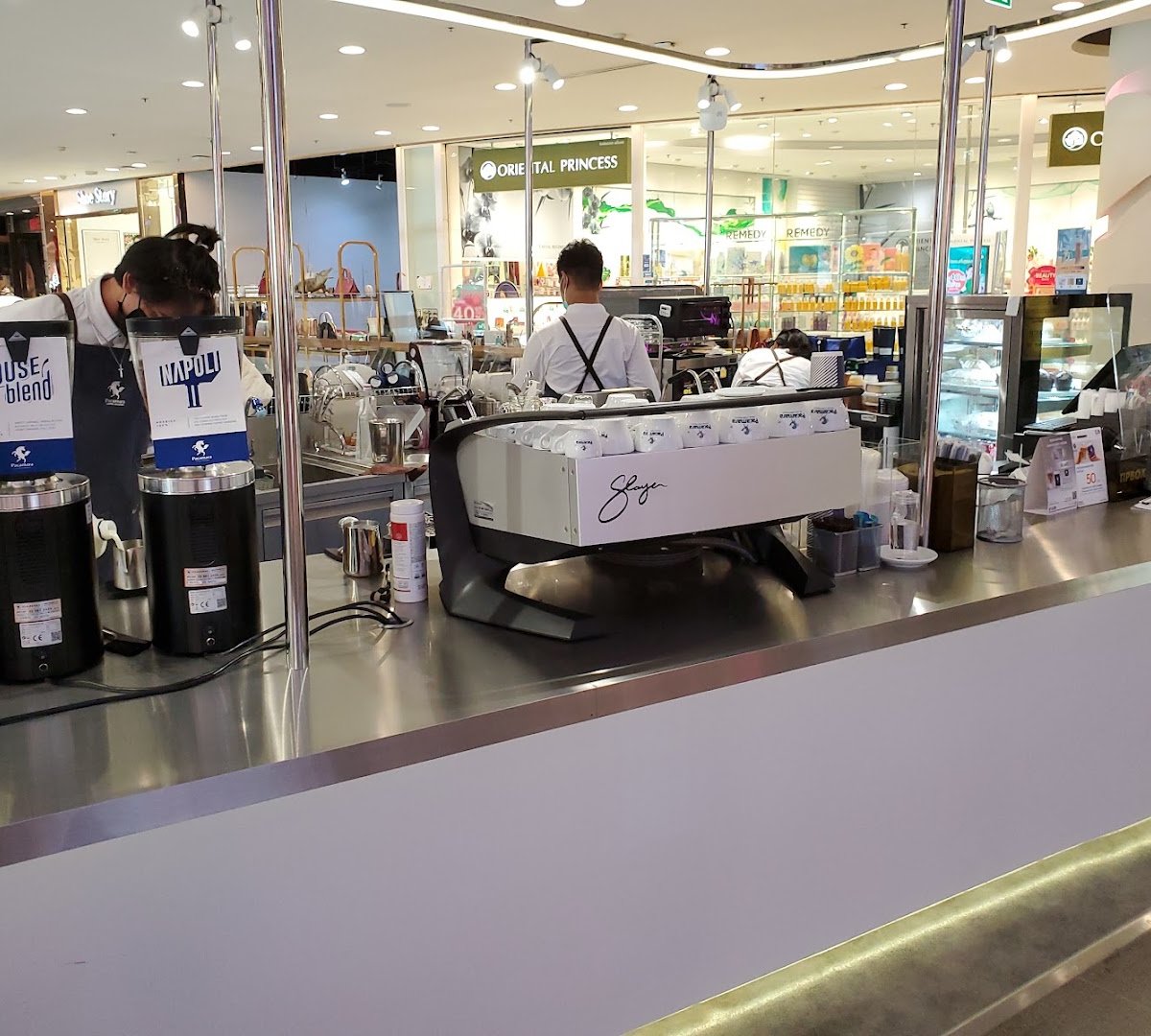 Pacamara Coffee Roasters Central Rama 9 specialty coffee shop in Bangkok - photo 8