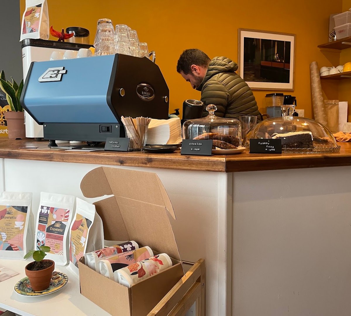 Espeletia Café - Coffee Roaster specialty coffee shop in Paris - photo 10