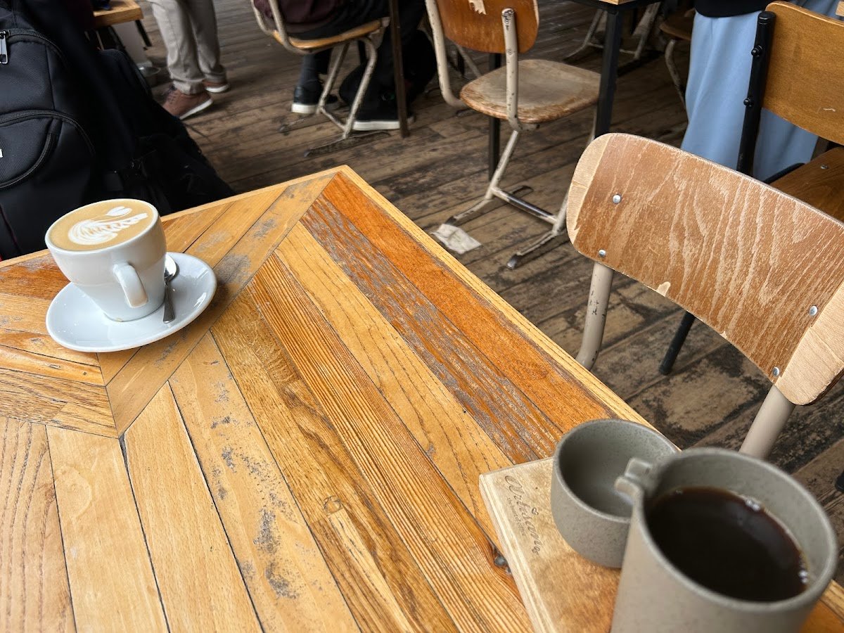 Artisan Coffee specialty coffee shop in London - photo 4