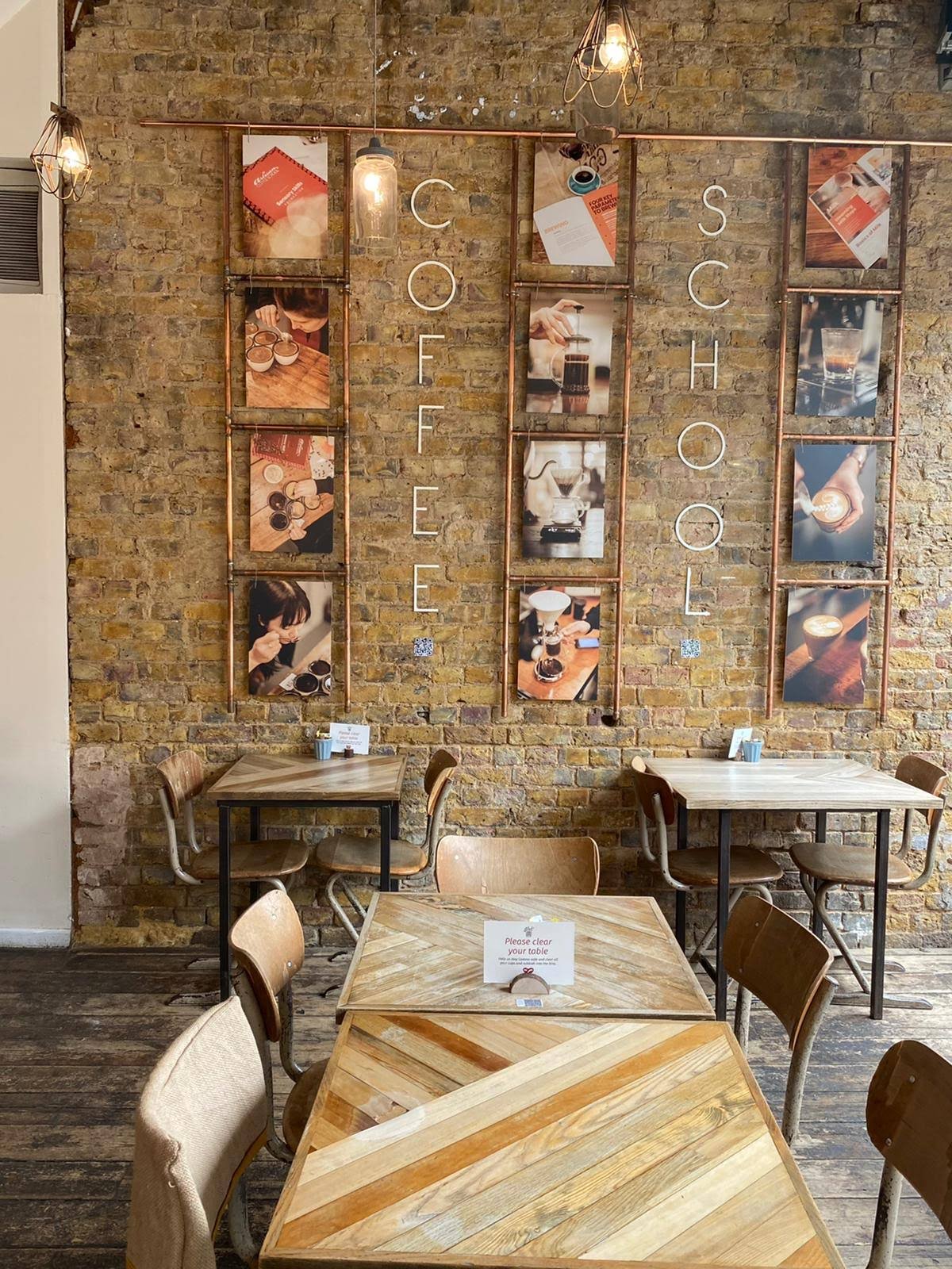 Artisan Coffee specialty coffee shop in London - photo 7