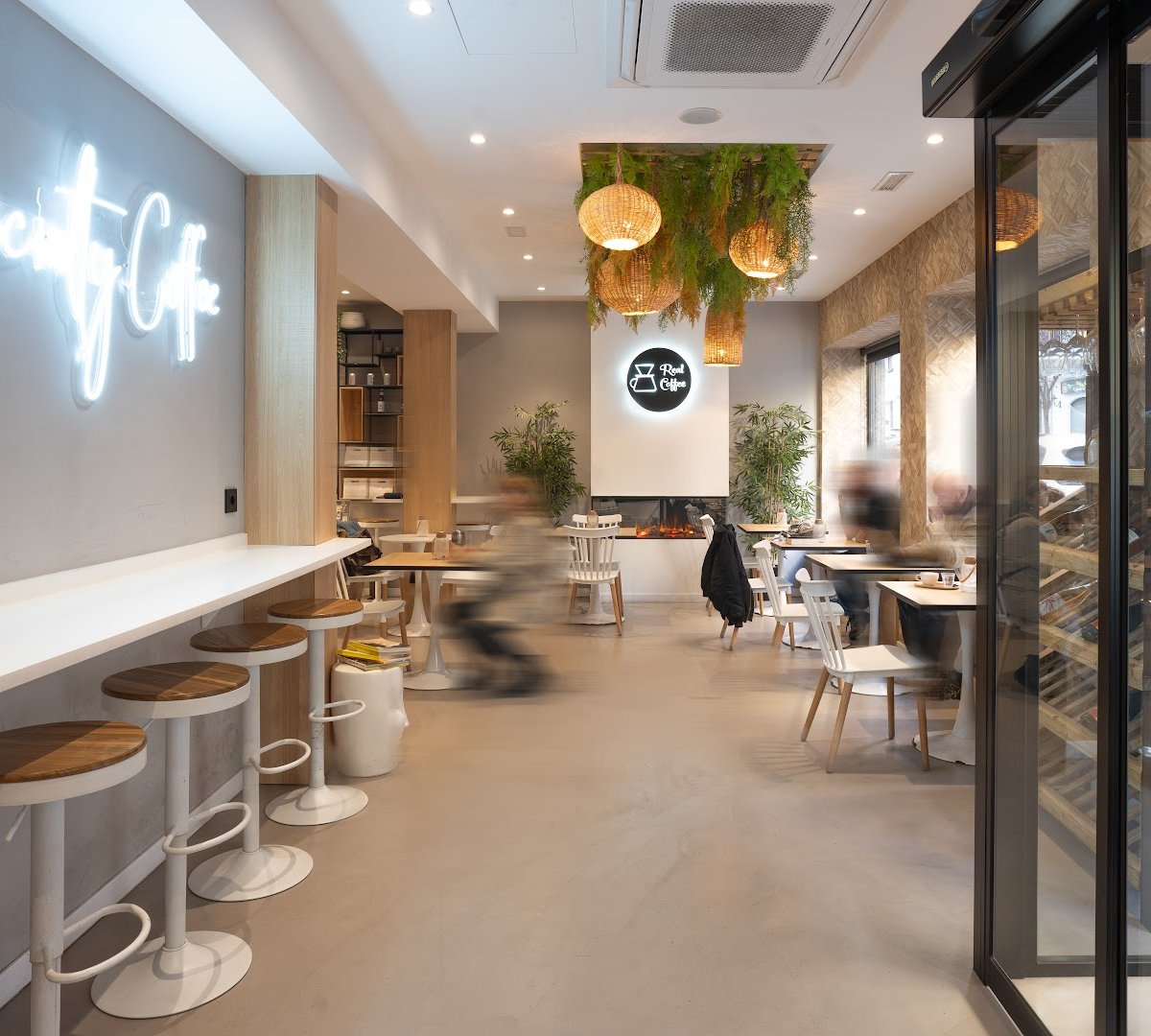 Real Coffee - Brunch en Chamberí Madrid specialty coffee shop in Madrid - photo 2